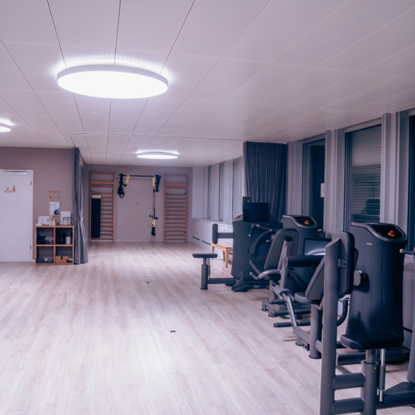 activ-sante-geneve-rhone-open-space-fitness-physiotherapie-cours activ-sante-geneve-rhone-open-space-fitness-physiotherapie-cours